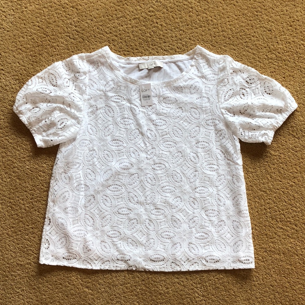 White lace tee